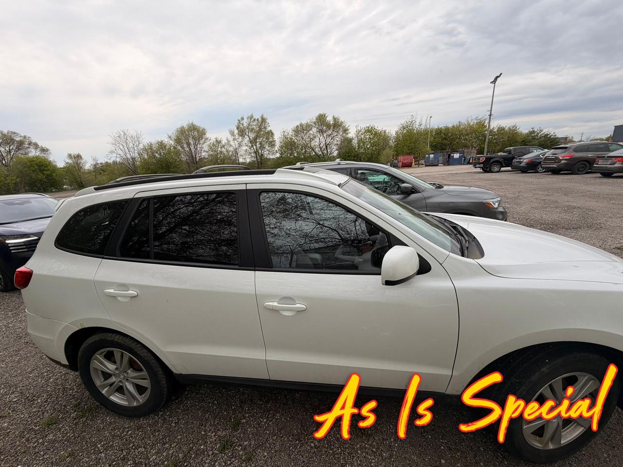 2011 Hyundai Santa Fe  Photo3