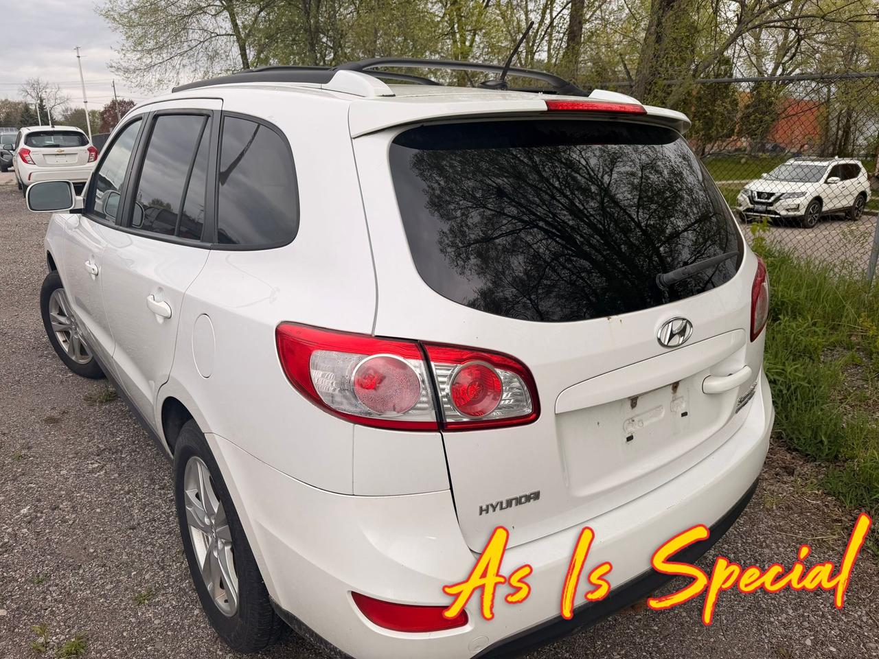 2011 Hyundai Santa Fe  Photo