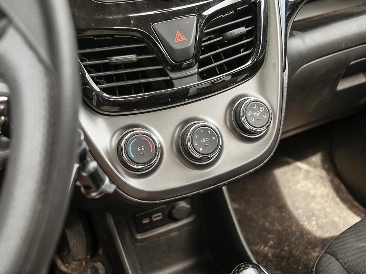 2020 Chevrolet Spark 1LT CVT 4dr Hatchback Photo