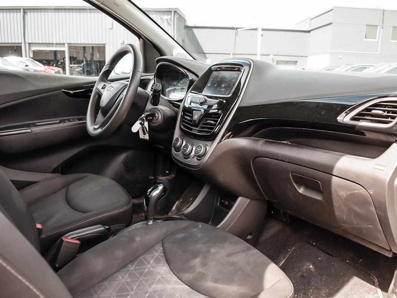 2020 Chevrolet Spark 1LT CVT 4dr Hatchback Photo