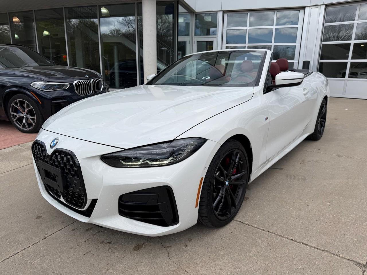 2024 BMW M440 i xDrive 2dr All-Wheel Drive Cabriolet Photo