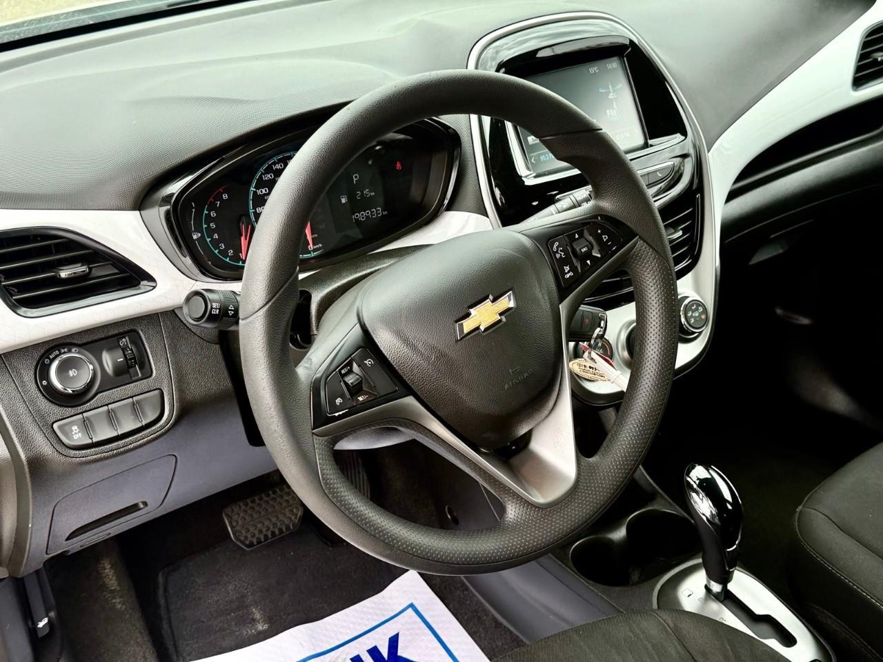 2018 Chevrolet Spark 1LT CVT 4dr Hatchback Photo