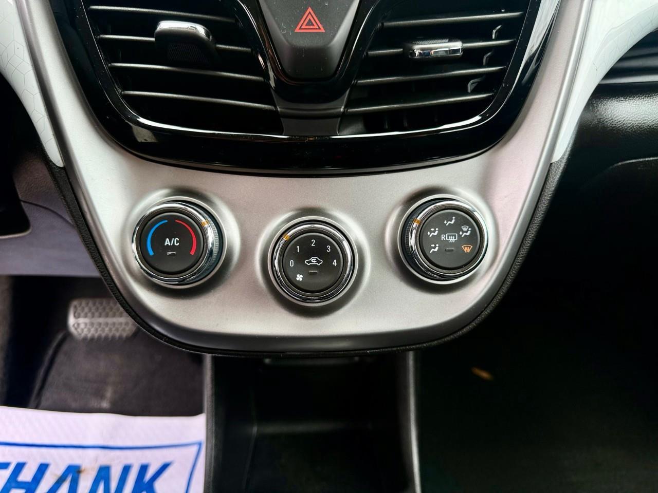 2018 Chevrolet Spark 1LT CVT 4dr Hatchback Photo