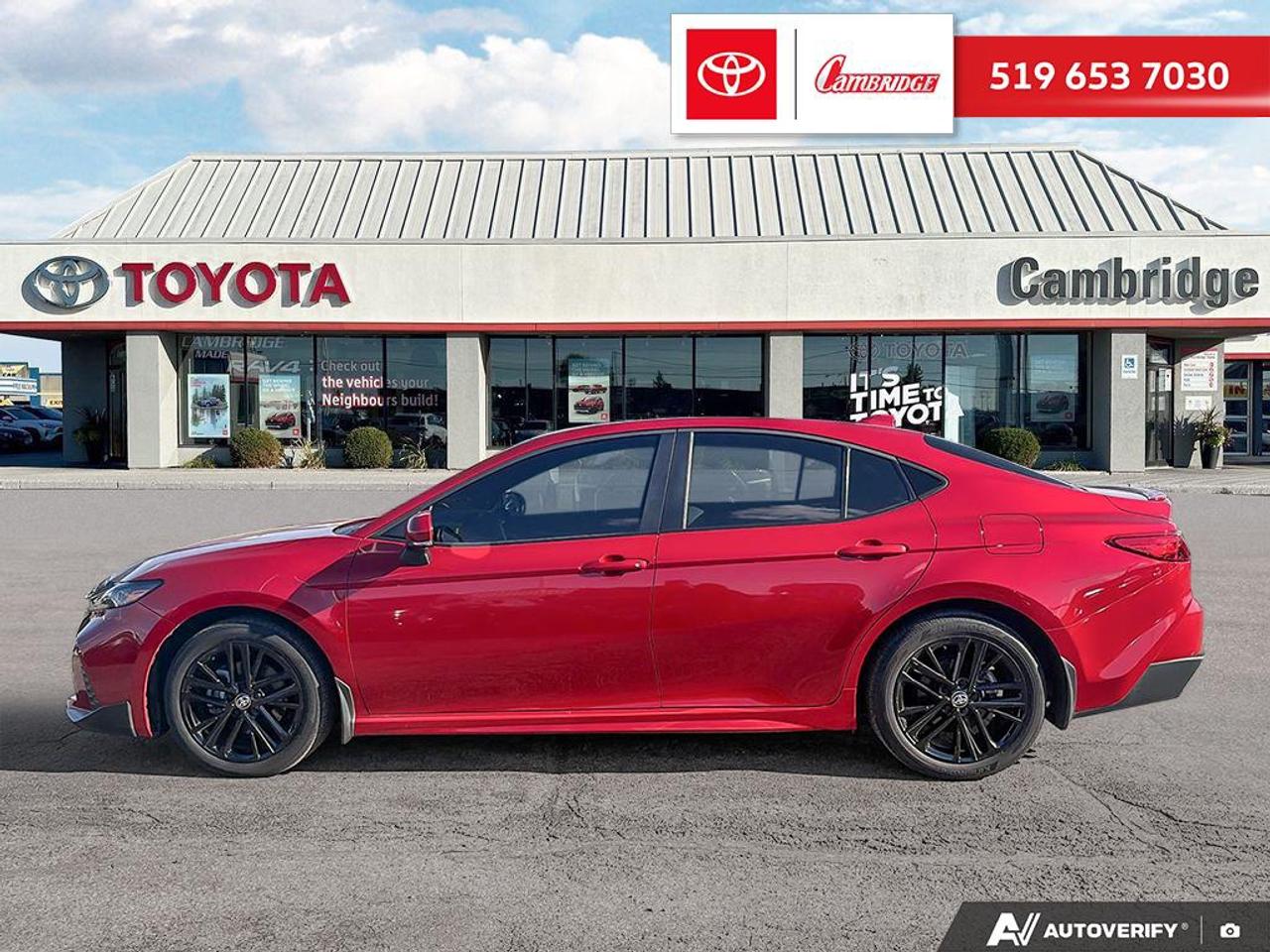 2026 Toyota Camry SE Upgrade Photo2