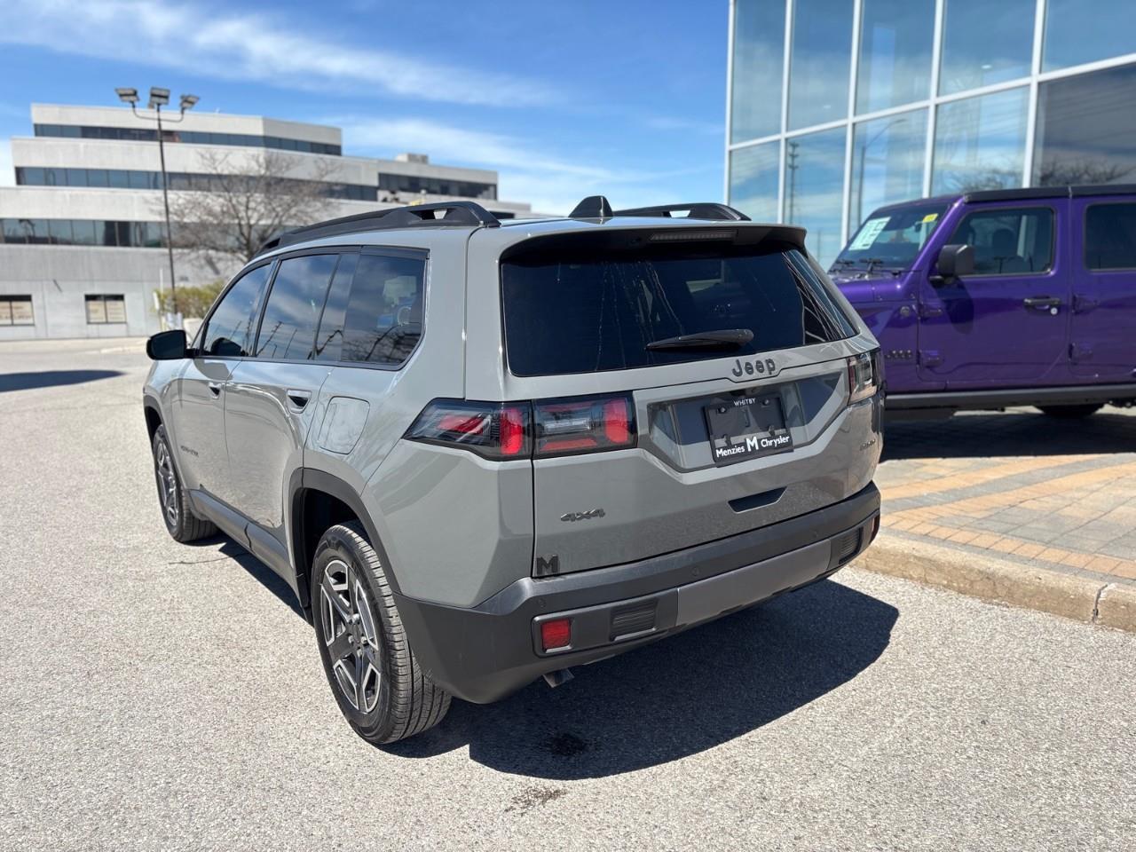 2026 Jeep Cherokee Laredo/Limited 4dr 4x4 Photo