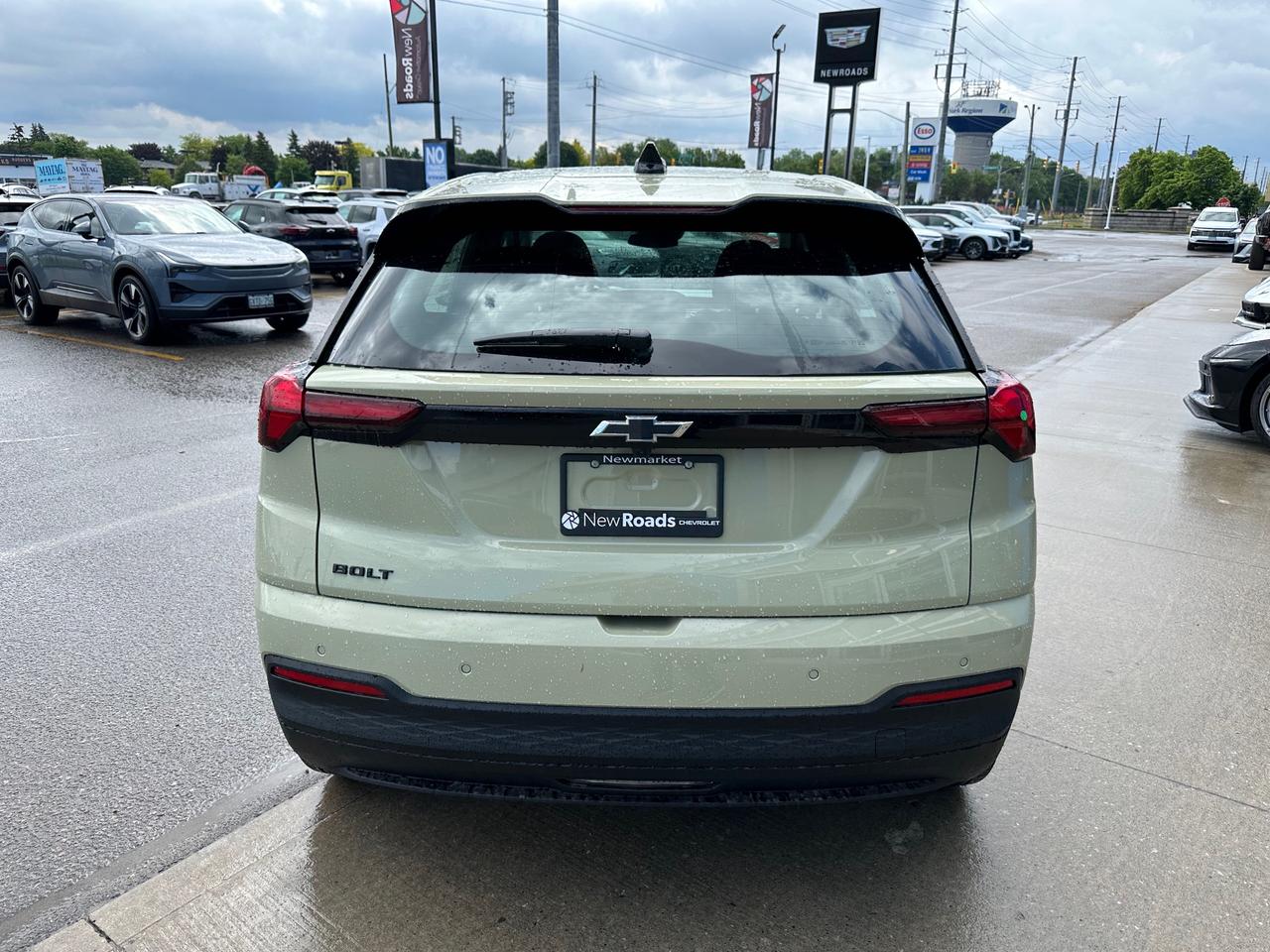 2027 Chevrolet Bolt LT 4dr Photo
