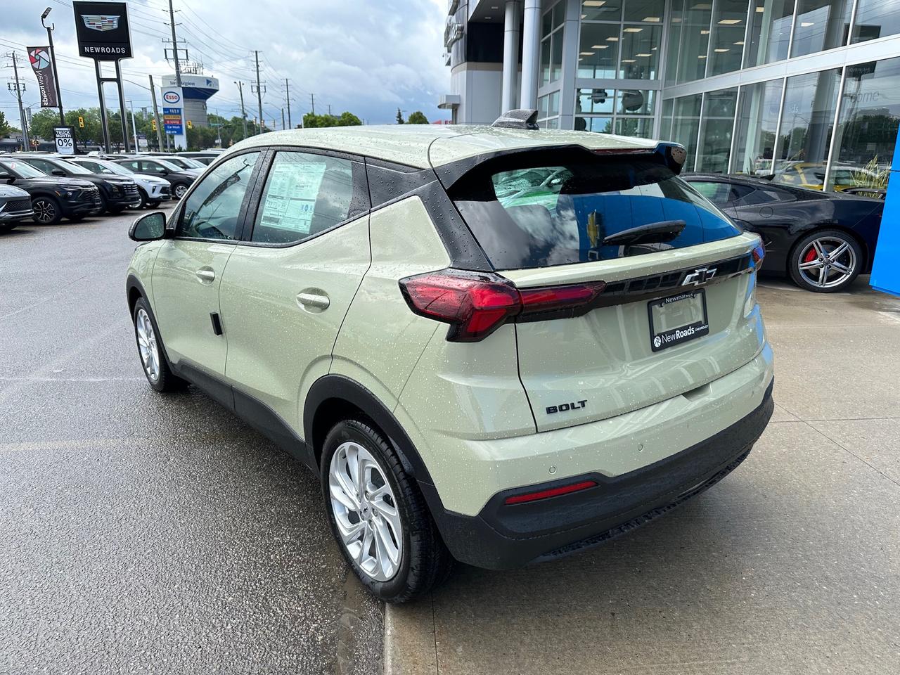 2027 Chevrolet Bolt LT 4dr Photo