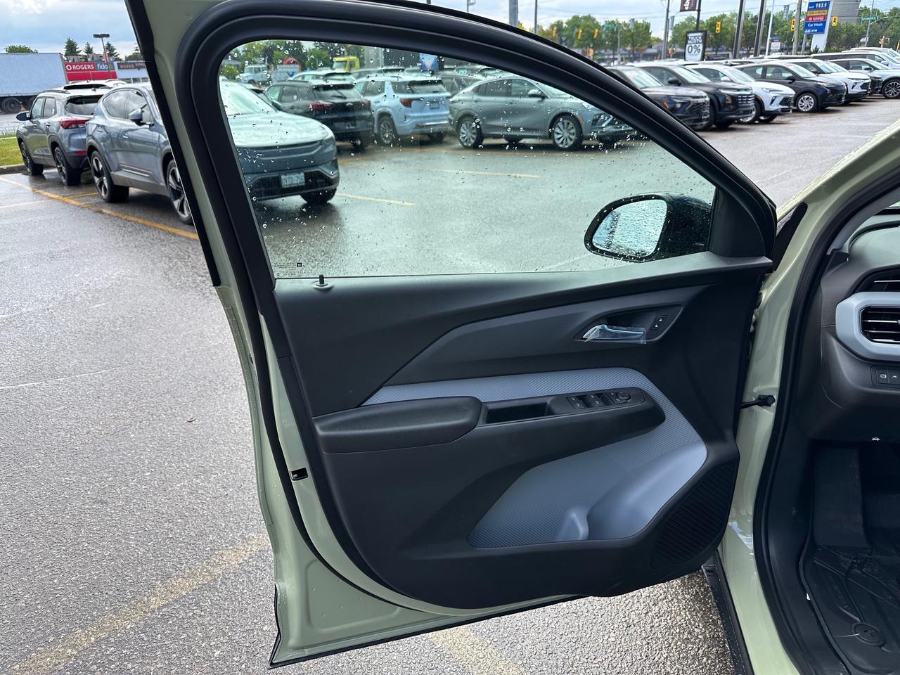 2027 Chevrolet Bolt LT 4dr Photo