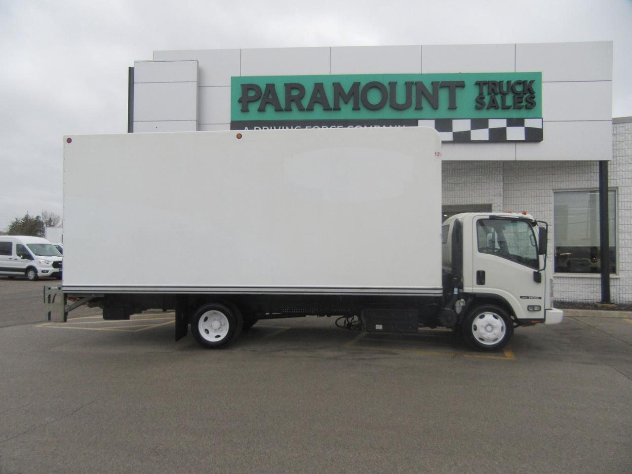2022 Isuzu NRR DIESEL 20FT HIGH & WIDE BOX POWER LIFTGATE Photo