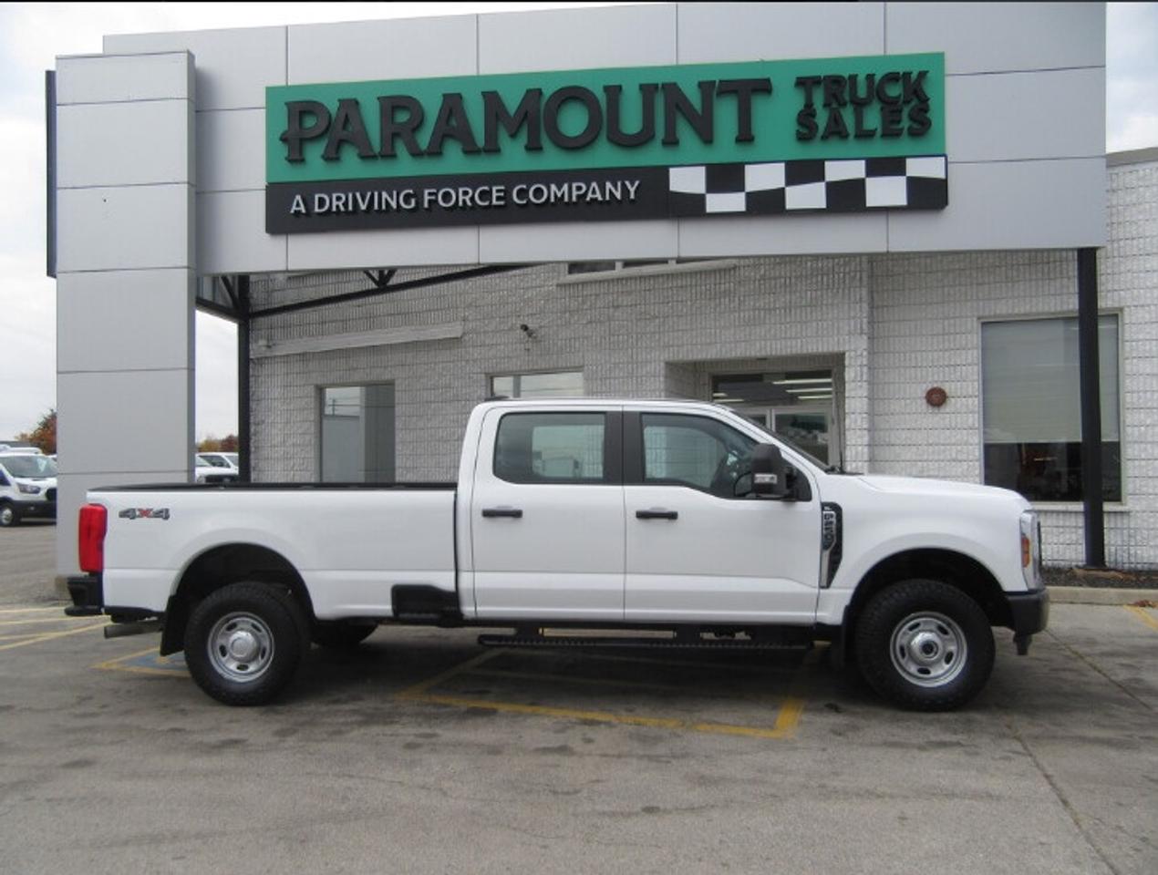 2024 Ford F-250 CREW CAB 4X4 8FT LONG BOX Photo