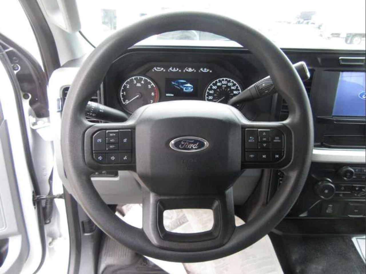 2024 Ford F-250 CREW CAB 4X4 8FT LONG BOX Photo