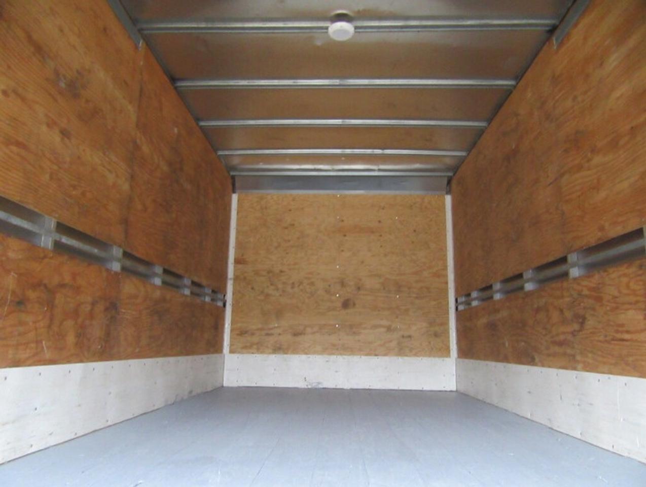 2022 Ford F-550 DIESEL 16FT BOX ROLLOUT RAMP Photo4