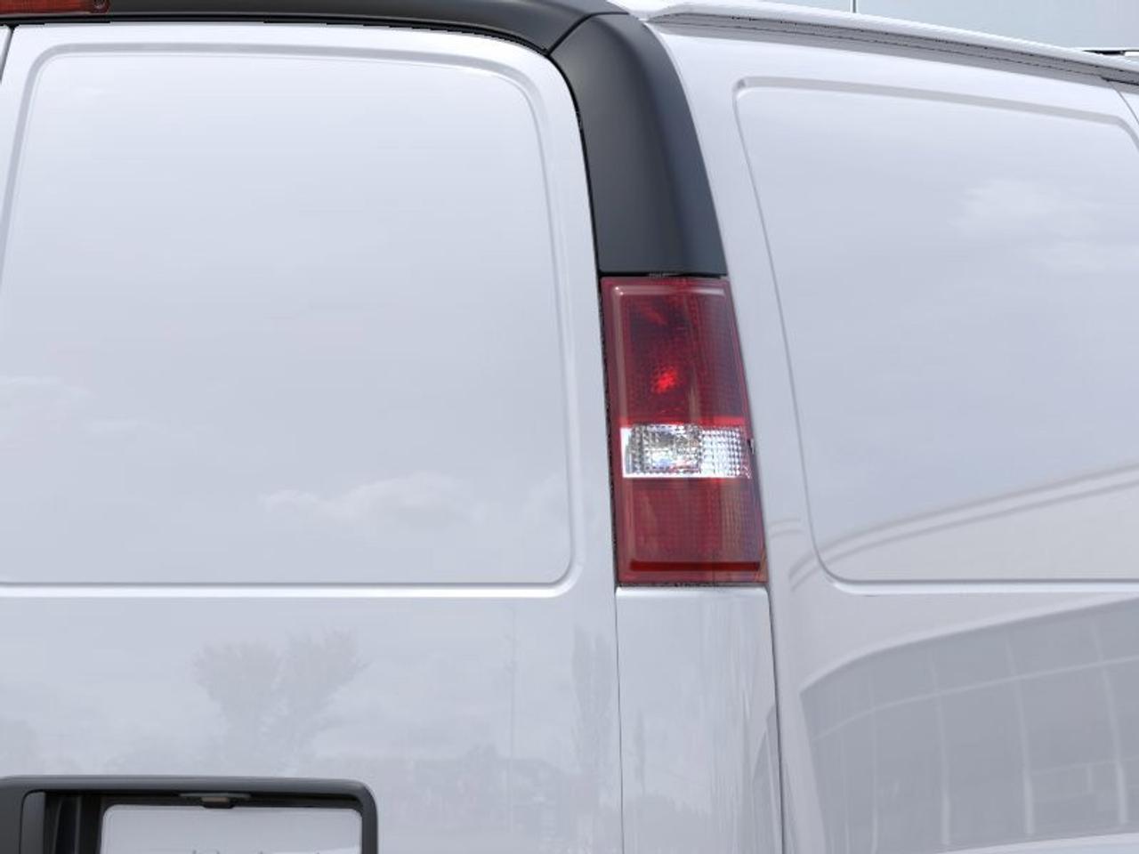 2026 GMC Savana Cargo Van 3500 Regular Wheelbase Rear-Wheel Drive Photo