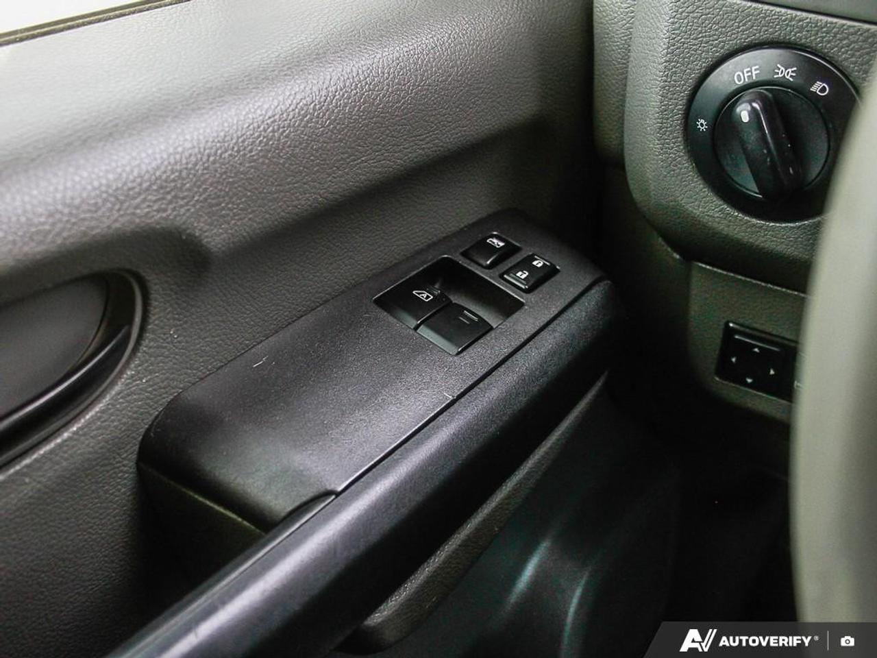 2017 Nissan NV Cargo 2500 V6 S High Roof Photo