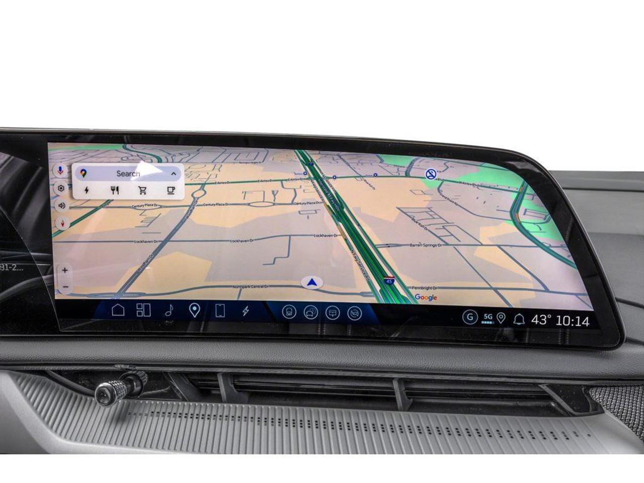 2026 Cadillac OPTIQ Luxury 4dr Photo