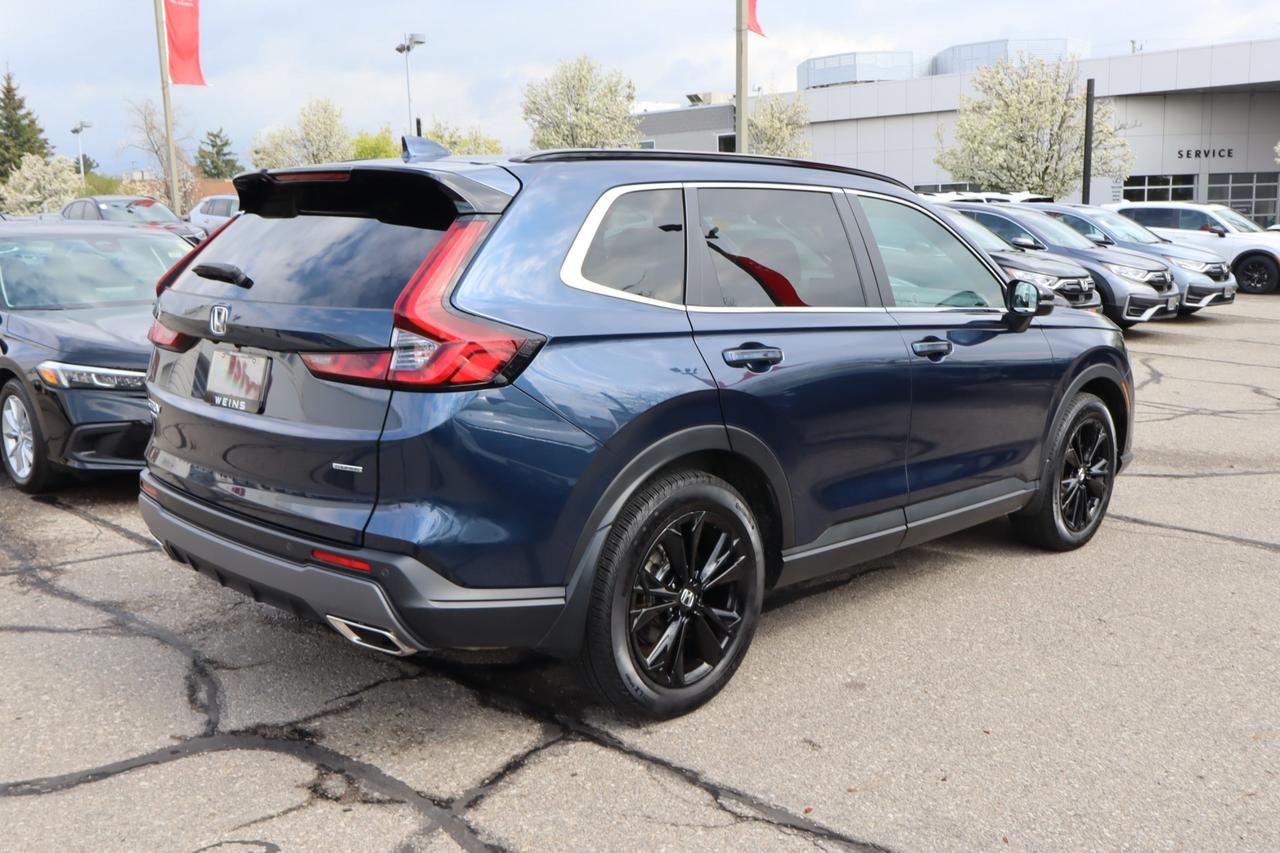 2025 Honda CR-V Hybrid Touring 4dr All-Wheel Drive Photo3