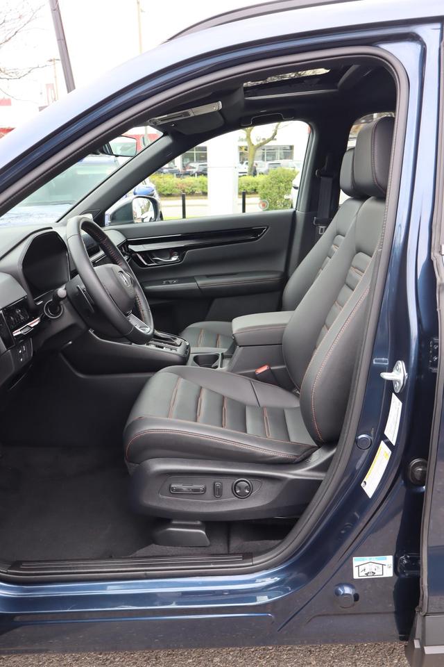 2025 Honda CR-V Hybrid Touring 4dr All-Wheel Drive Photo