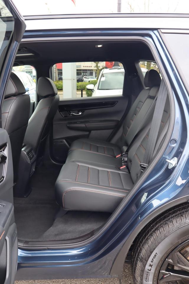 2025 Honda CR-V Hybrid Touring 4dr All-Wheel Drive Photo