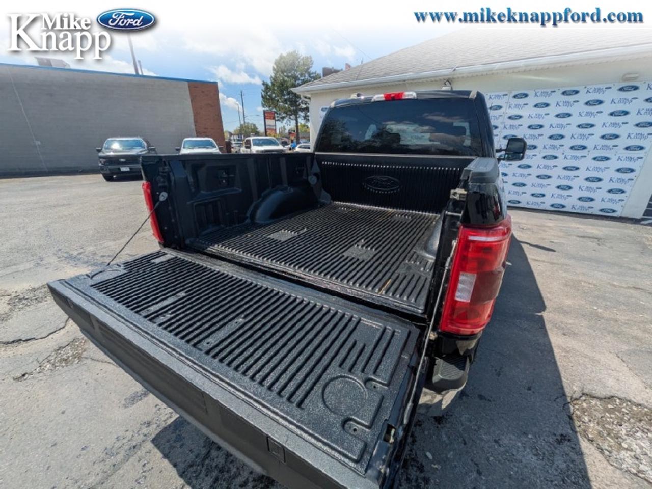 2023 Ford F-150 XLT Photo