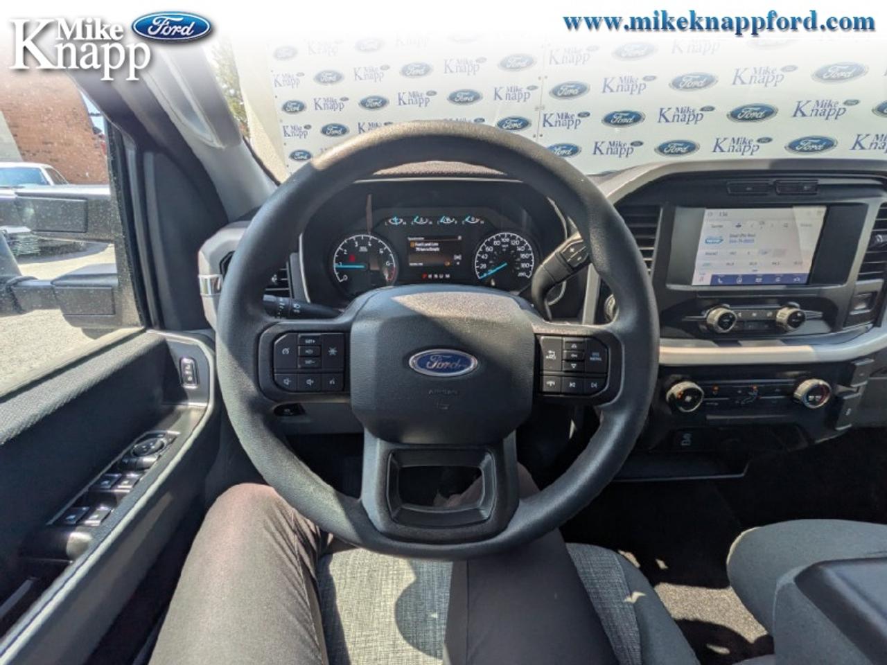 2023 Ford F-150 XLT Photo