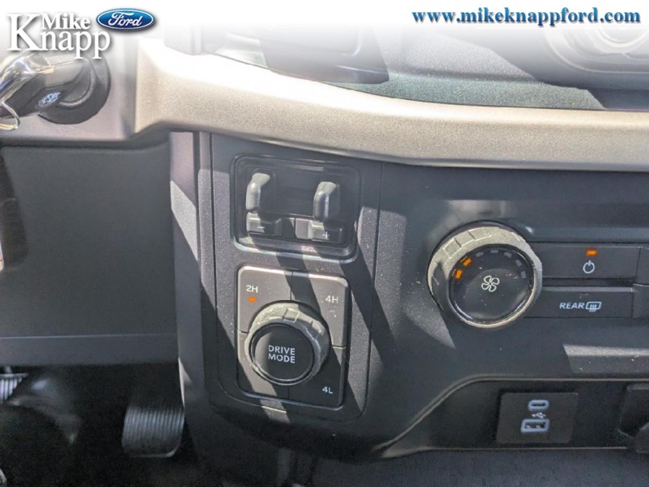 2023 Ford F-150 XLT Photo