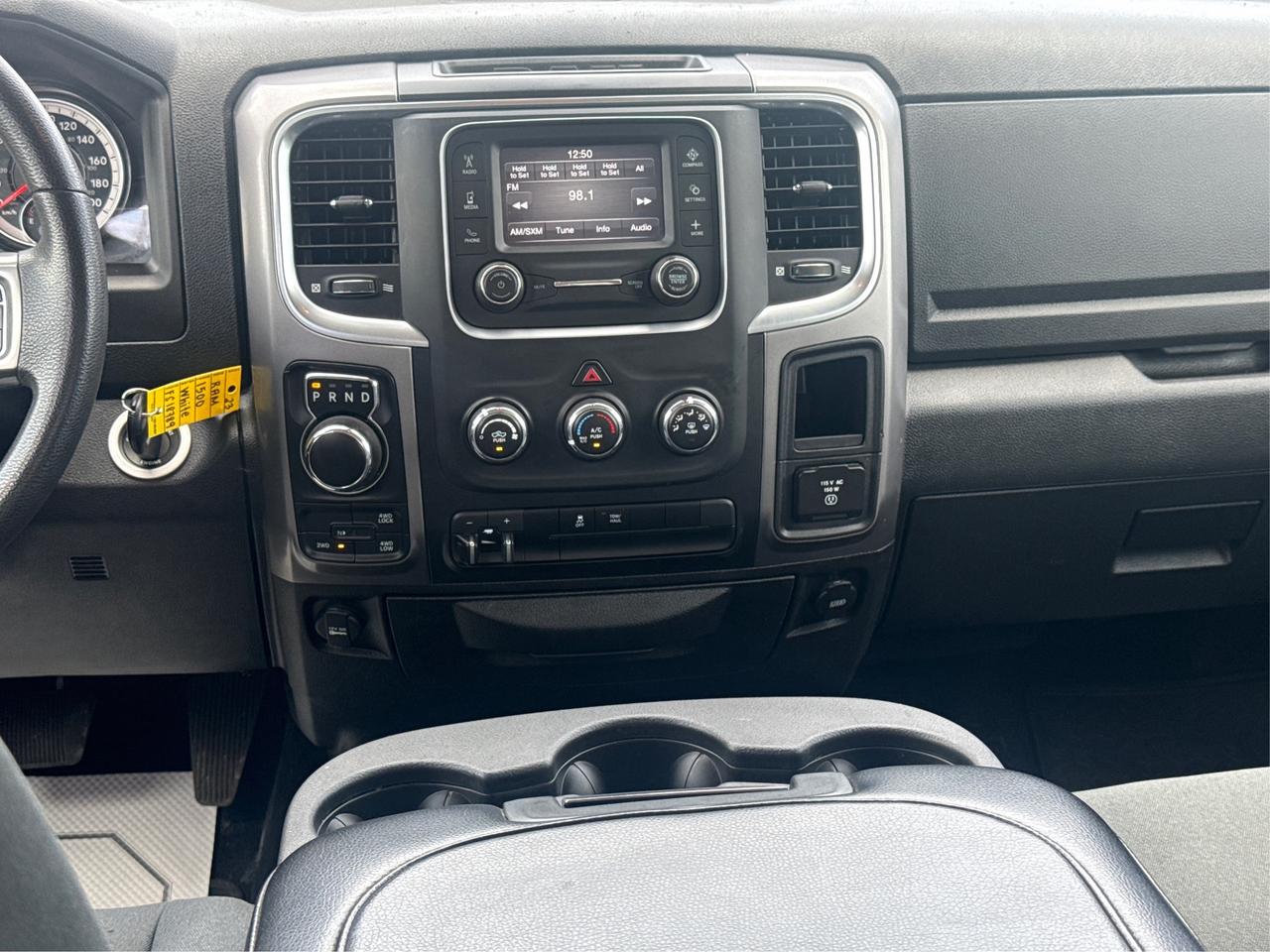 2023 RAM 1500 Classic SLT 4x4 Crew Cab 5'7  BX MINT WE FINANC ALL CREDIT Photo