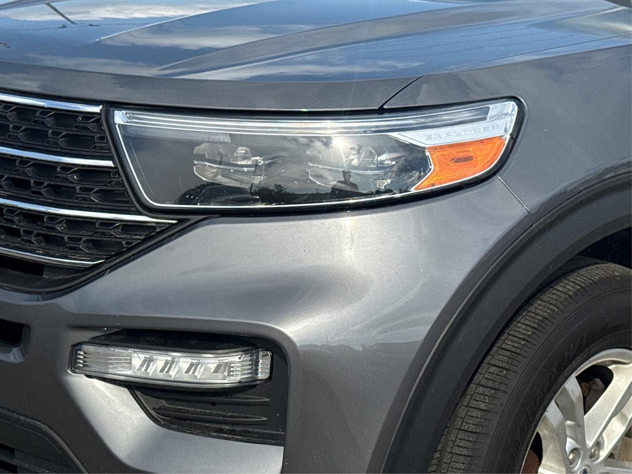 2022 Ford Explorer AWD NAV LANE ASSIST HEATED SEATS WE FINANCE ALL Photo