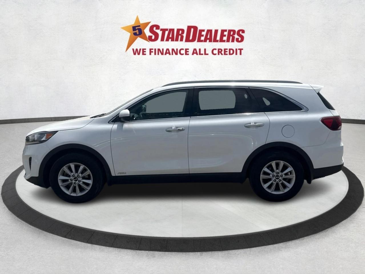 2019 Kia Sorento CERTIFIED LX AWD HEATED SEATS REAR CAM WE FINANCE Photo