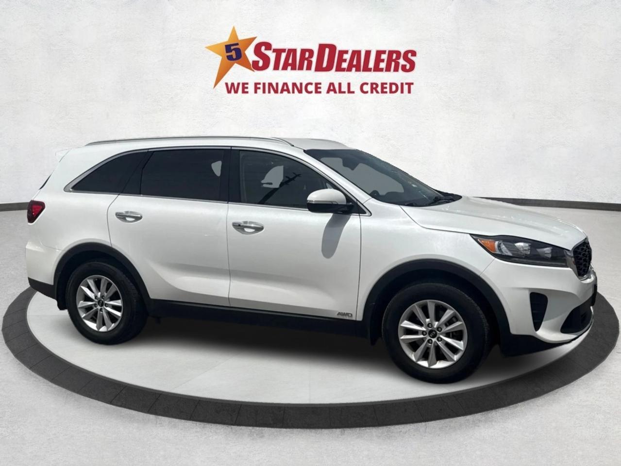 2019 Kia Sorento CERTIFIED LX AWD HEATED SEATS REAR CAM WE FINANCE Photo
