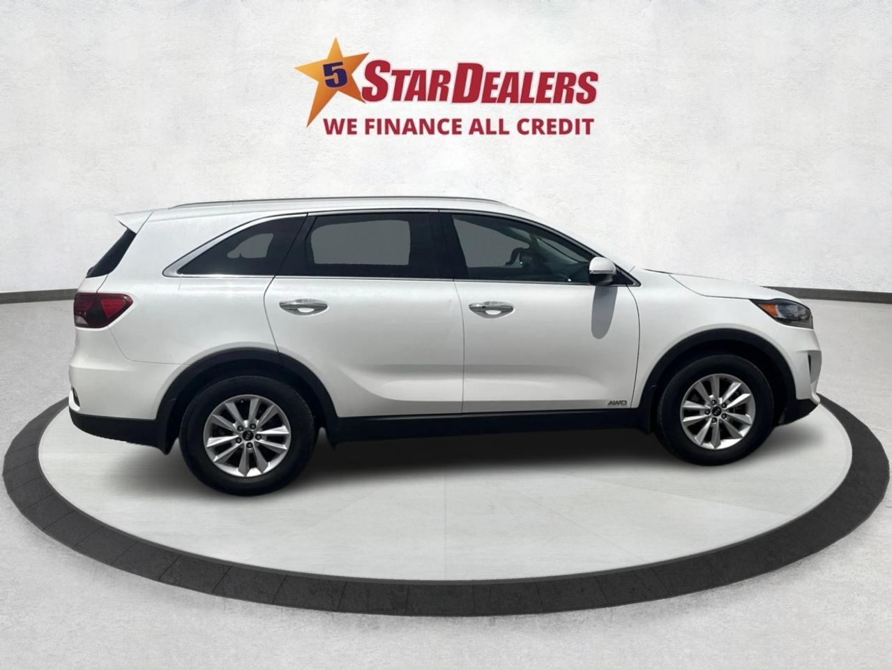 2019 Kia Sorento CERTIFIED LX AWD HEATED SEATS REAR CAM WE FINANCE Photo