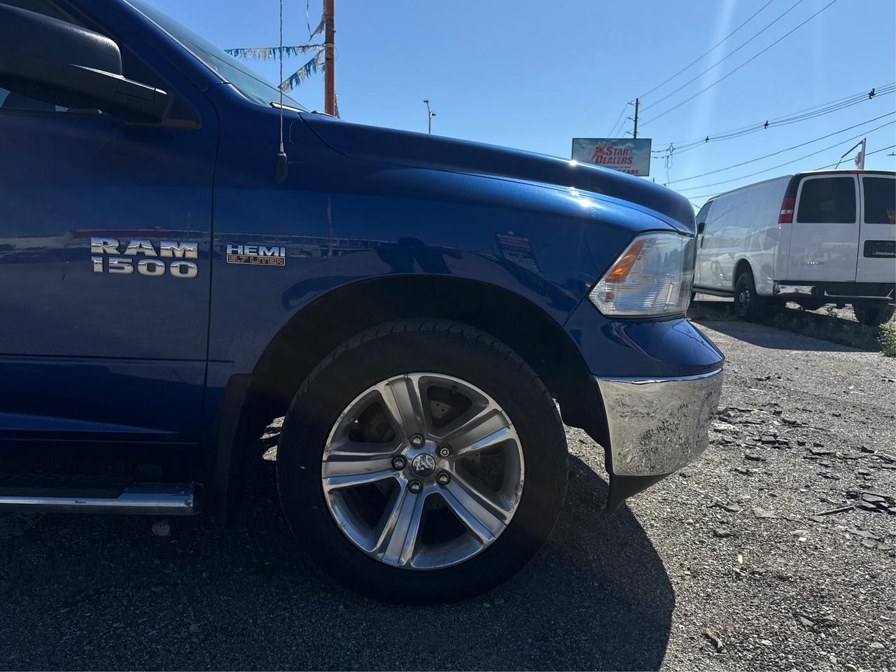 2017 RAM 1500 4WD Quad Cab 140.5  ST WE FINANCE ALL CREDIT! Photo