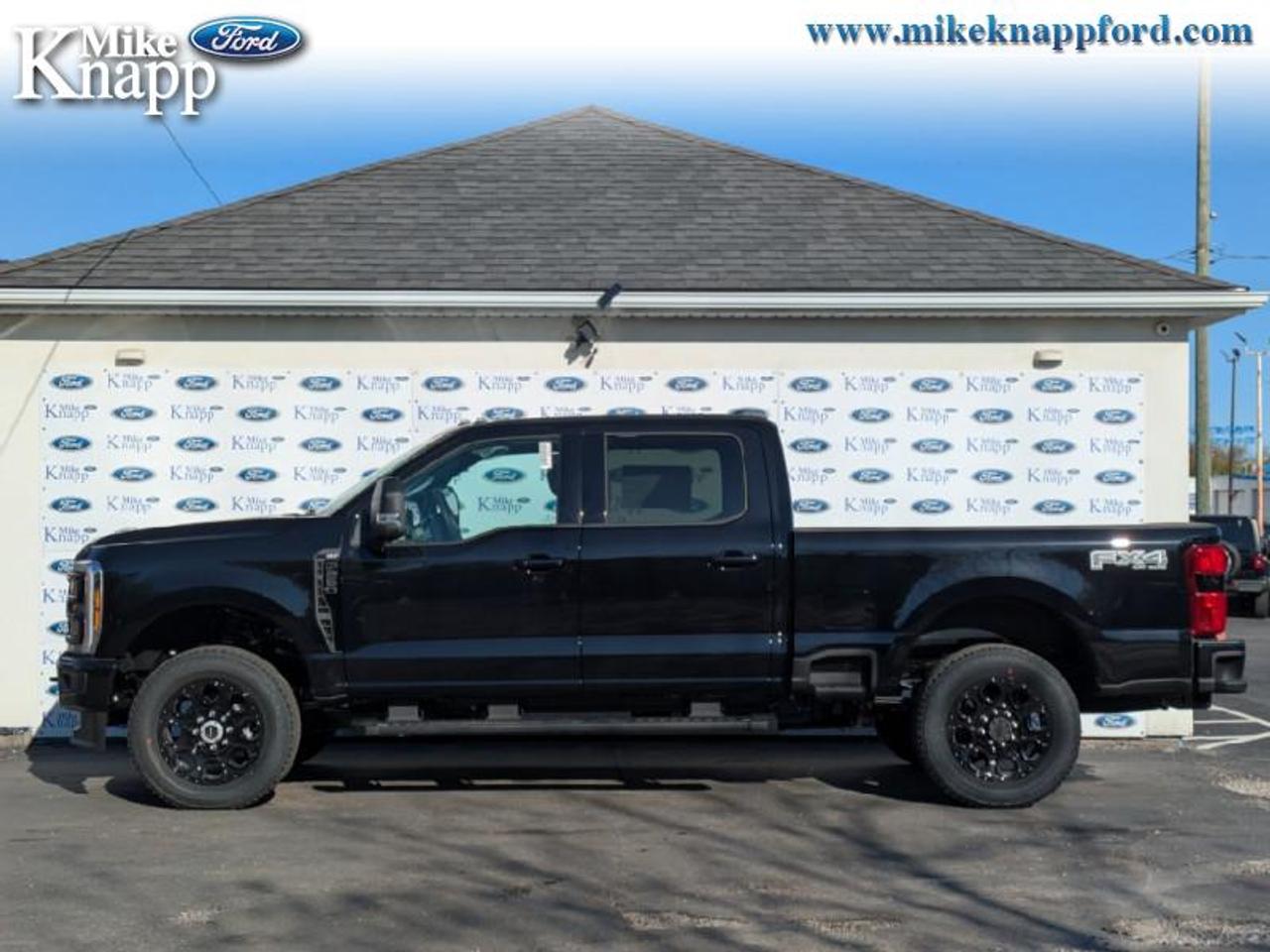 2026 Ford F-250 SUPER DUTY XLT Photo