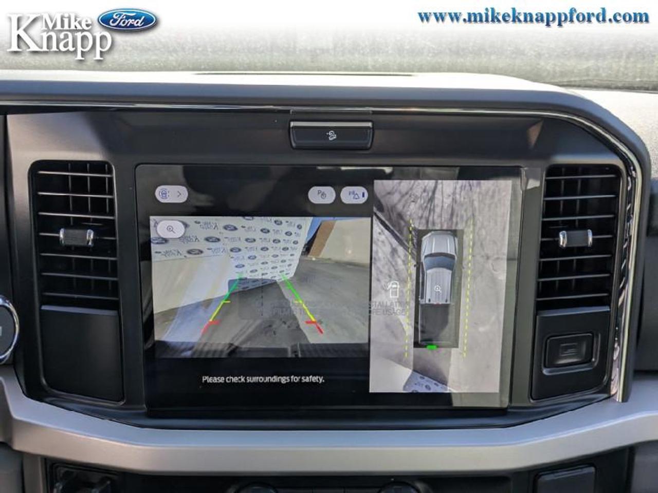 2026 Ford F-250 SUPER DUTY XLT Photo