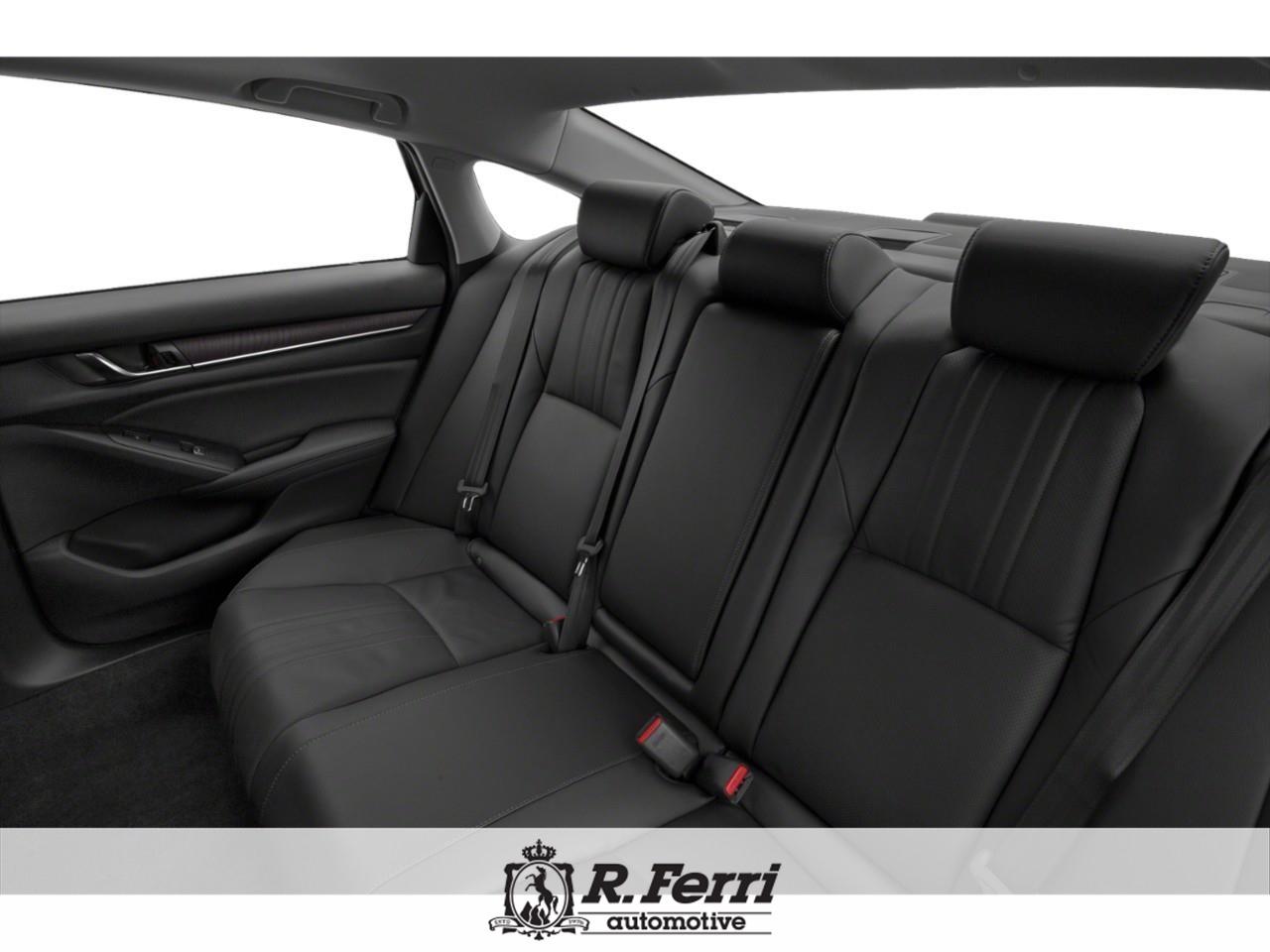 2021 Honda Accord Touring 2.0T 4dr Sedan Photo