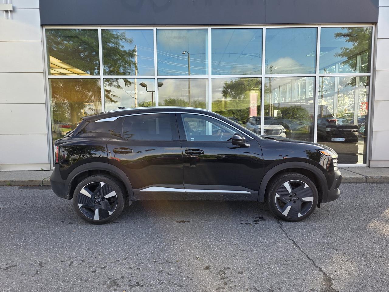 2026 Nissan Kicks SR AWD | Wireless Apple Car Play | Android Auto | Heated Seats | Photo