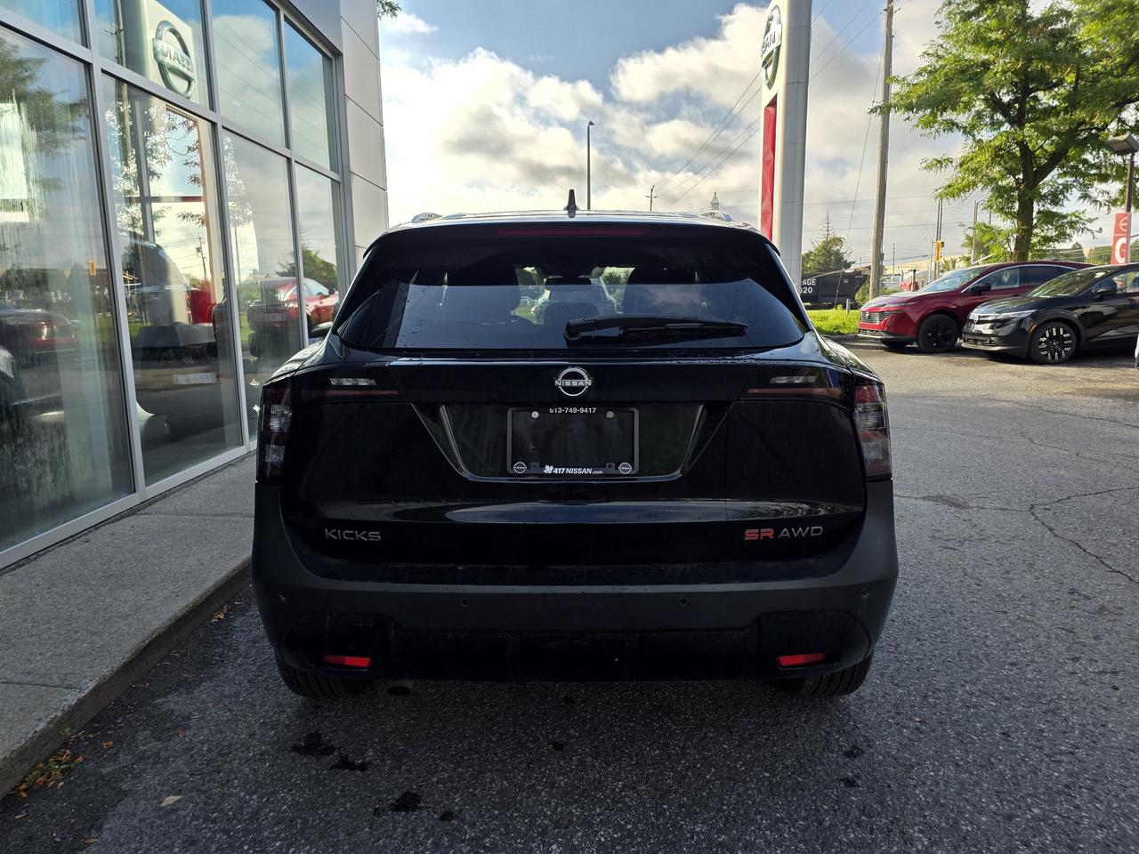 2026 Nissan Kicks SR AWD | Wireless Apple Car Play | Android Auto | Heated Seats | Photo