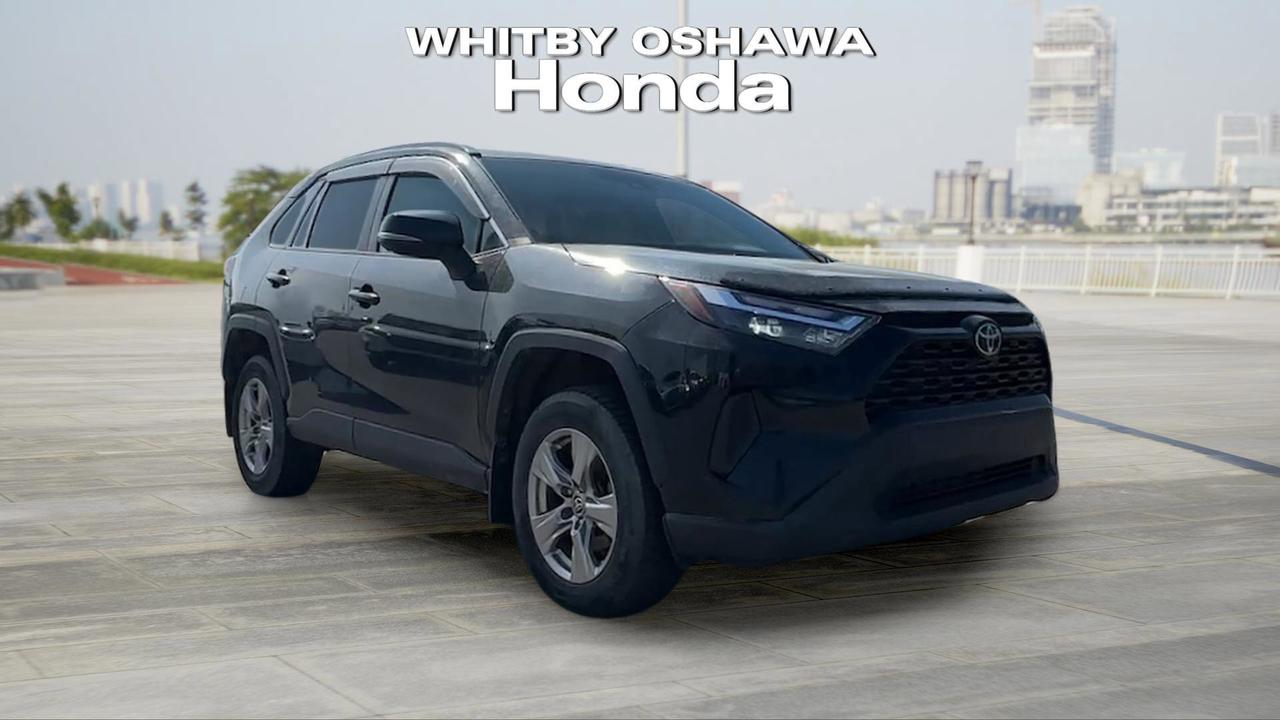 2022 Toyota RAV4 XLE AWD Photo