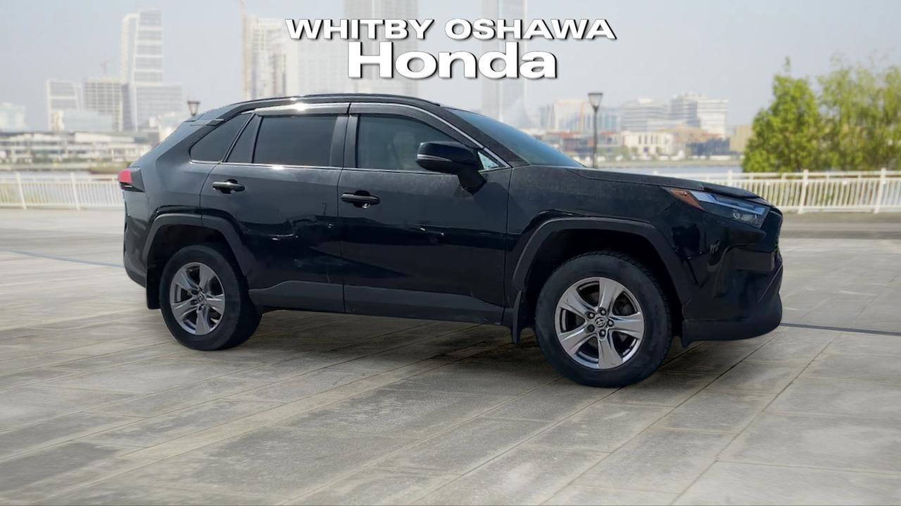 2022 Toyota RAV4 XLE AWD Photo