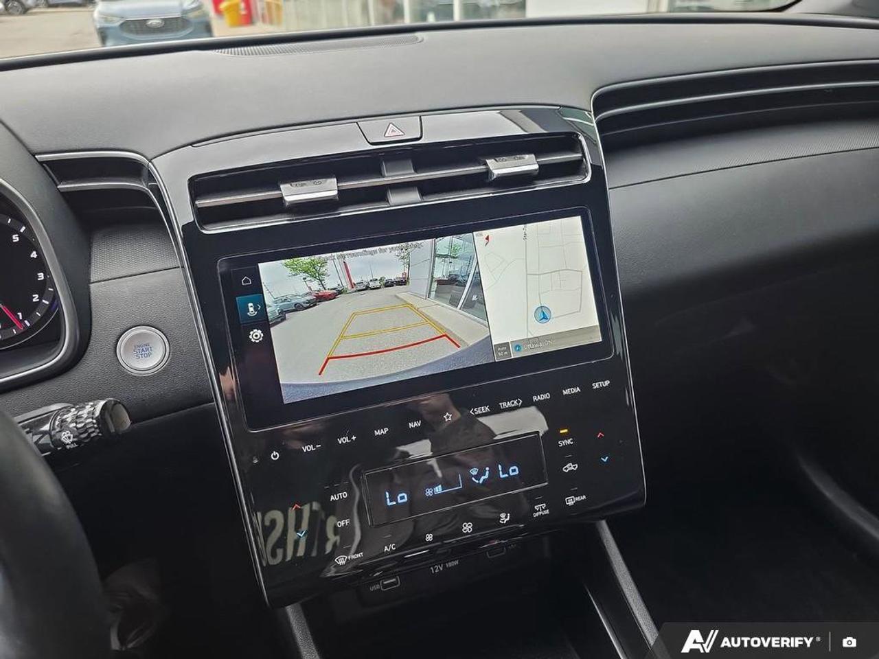 2024 Hyundai Santa Cruz Preferred AWD | Wireless Apple Car Play | Photo
