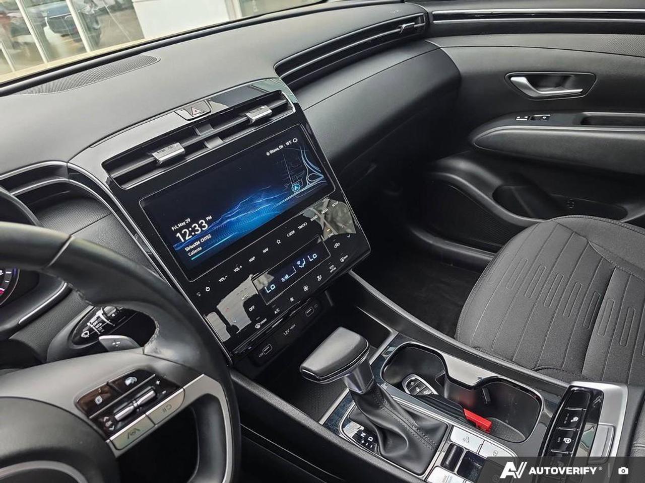 2024 Hyundai Santa Cruz Preferred AWD | Wireless Apple Car Play | Photo