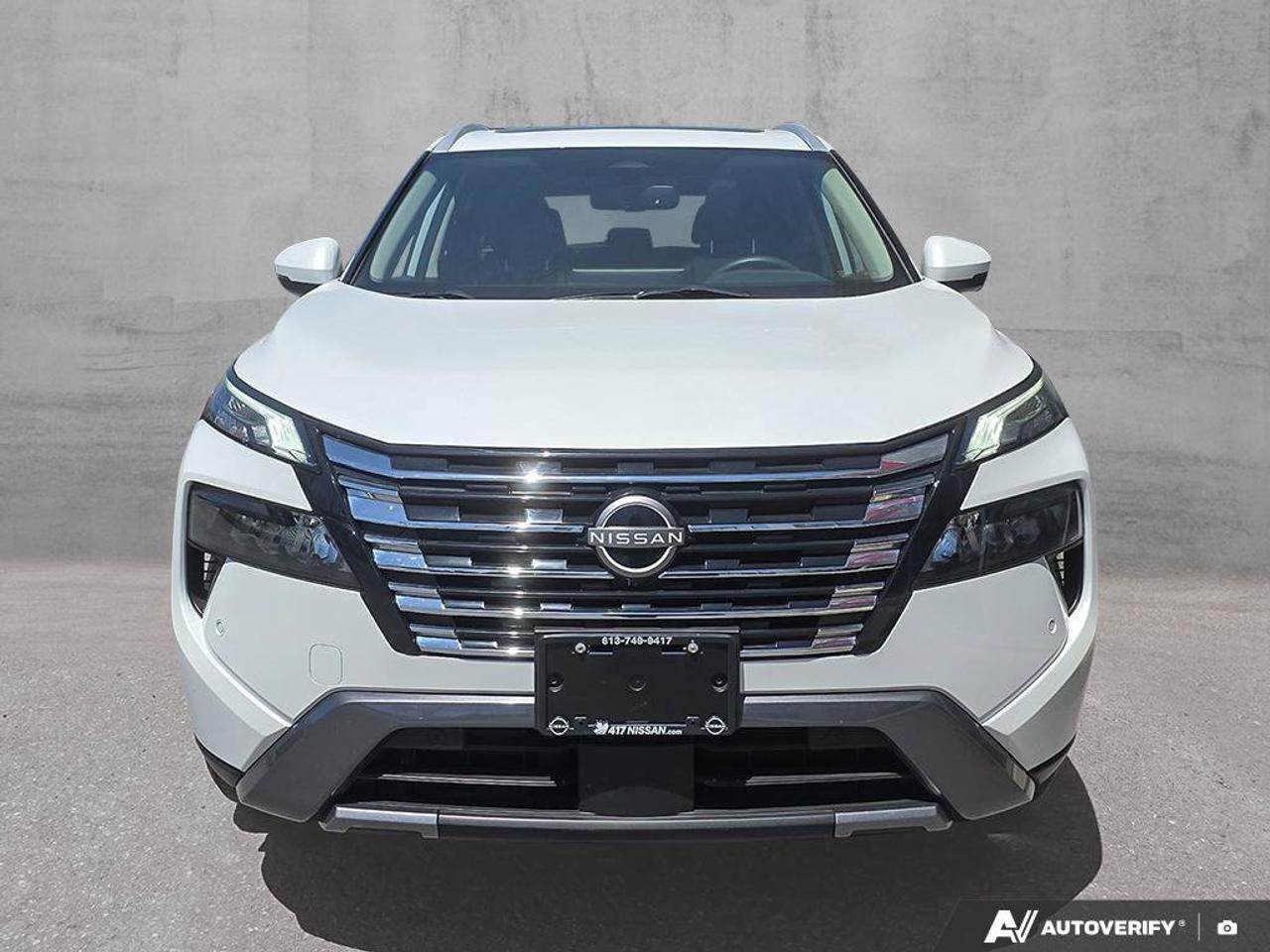 2024 Nissan Rogue SL AWD | Wireless Apple Car Play | Leather Seating | Moonroof | Photo
