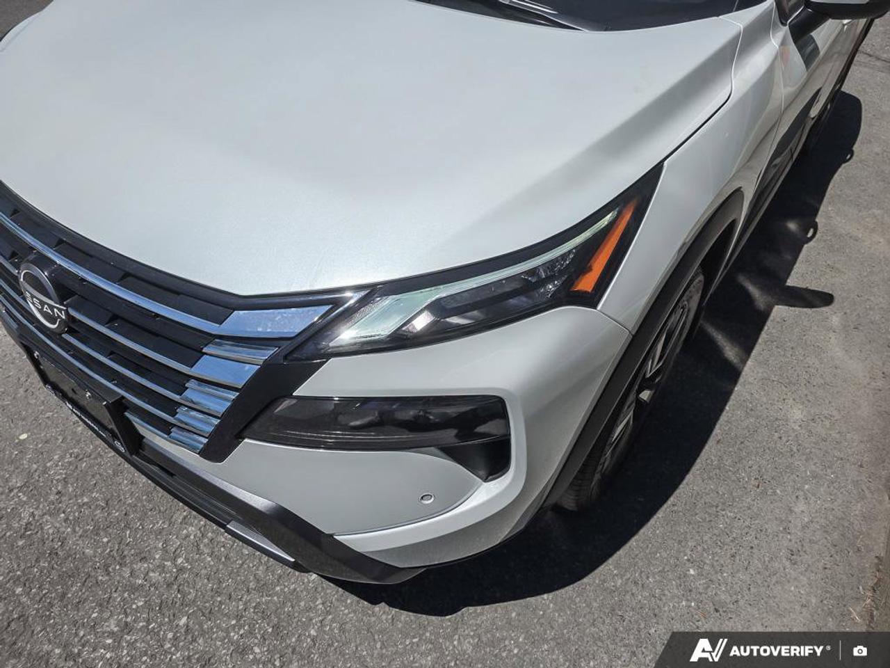 2024 Nissan Rogue SL AWD | Wireless Apple Car Play | Leather Seating | Moonroof | Photo