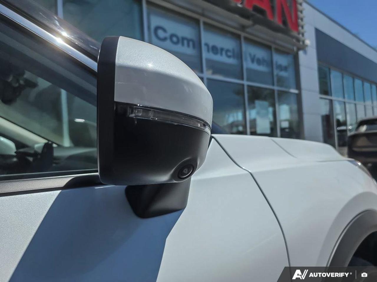2024 Nissan Rogue SL AWD | Wireless Apple Car Play | Leather Seating | Moonroof | Photo
