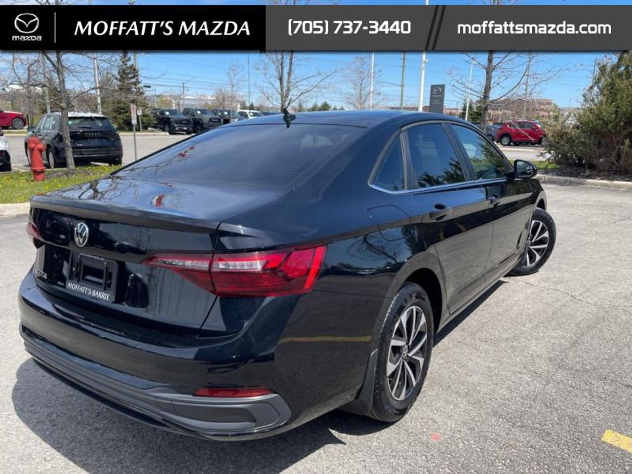 2023 Volkswagen Jetta Trendline Photo