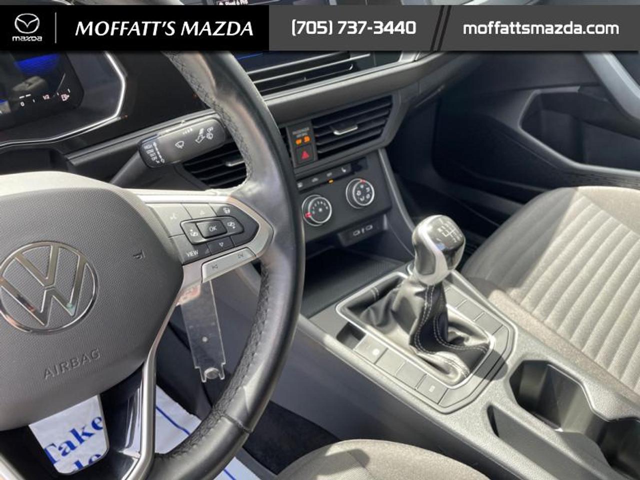 2023 Volkswagen Jetta Trendline Photo