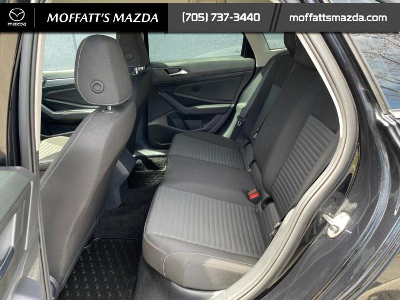 2023 Volkswagen Jetta Trendline Photo