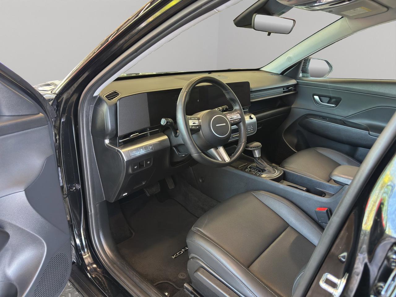 2026 Hyundai KONA Preferred | Reverse Cam | Heated Seats Photo