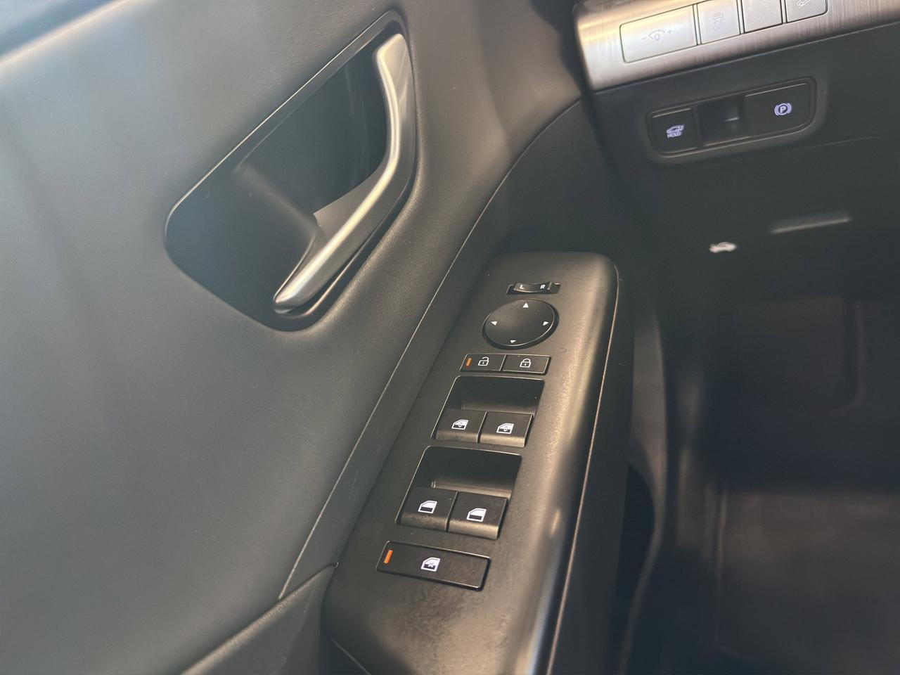 2026 Hyundai KONA Preferred | Reverse Cam | Heated Seats Photo