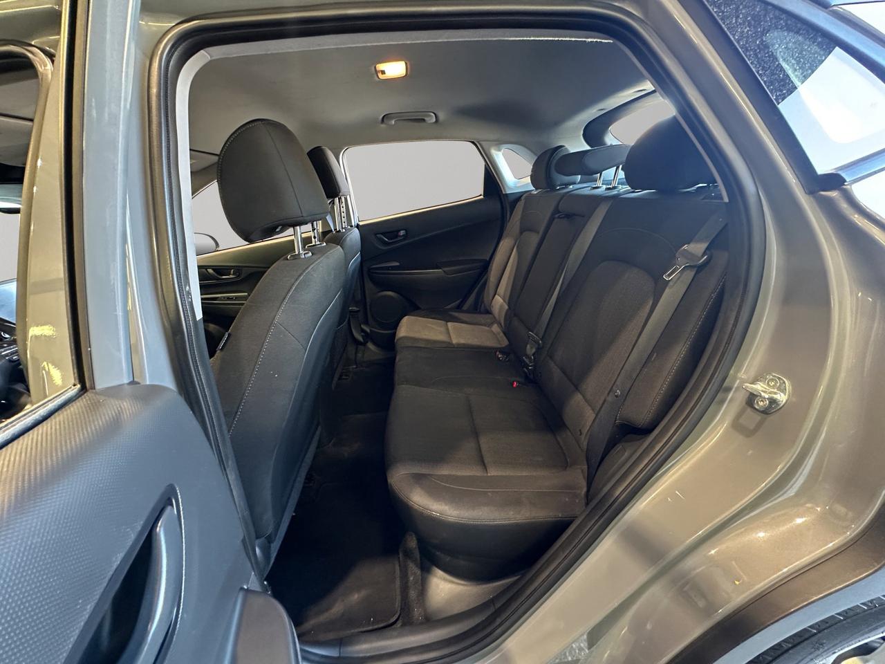 2022 Hyundai KONA Preferred Special Edition | Reverse Cam | Heated Seats Photo