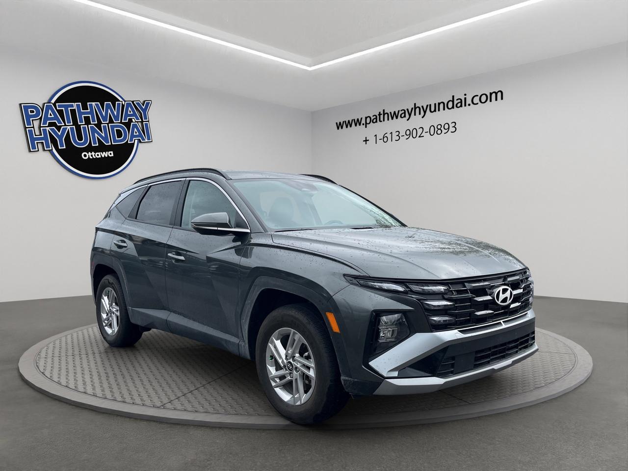 2026 Hyundai Tucson Preferred | Reverse Cam | Heated Seats Photo0